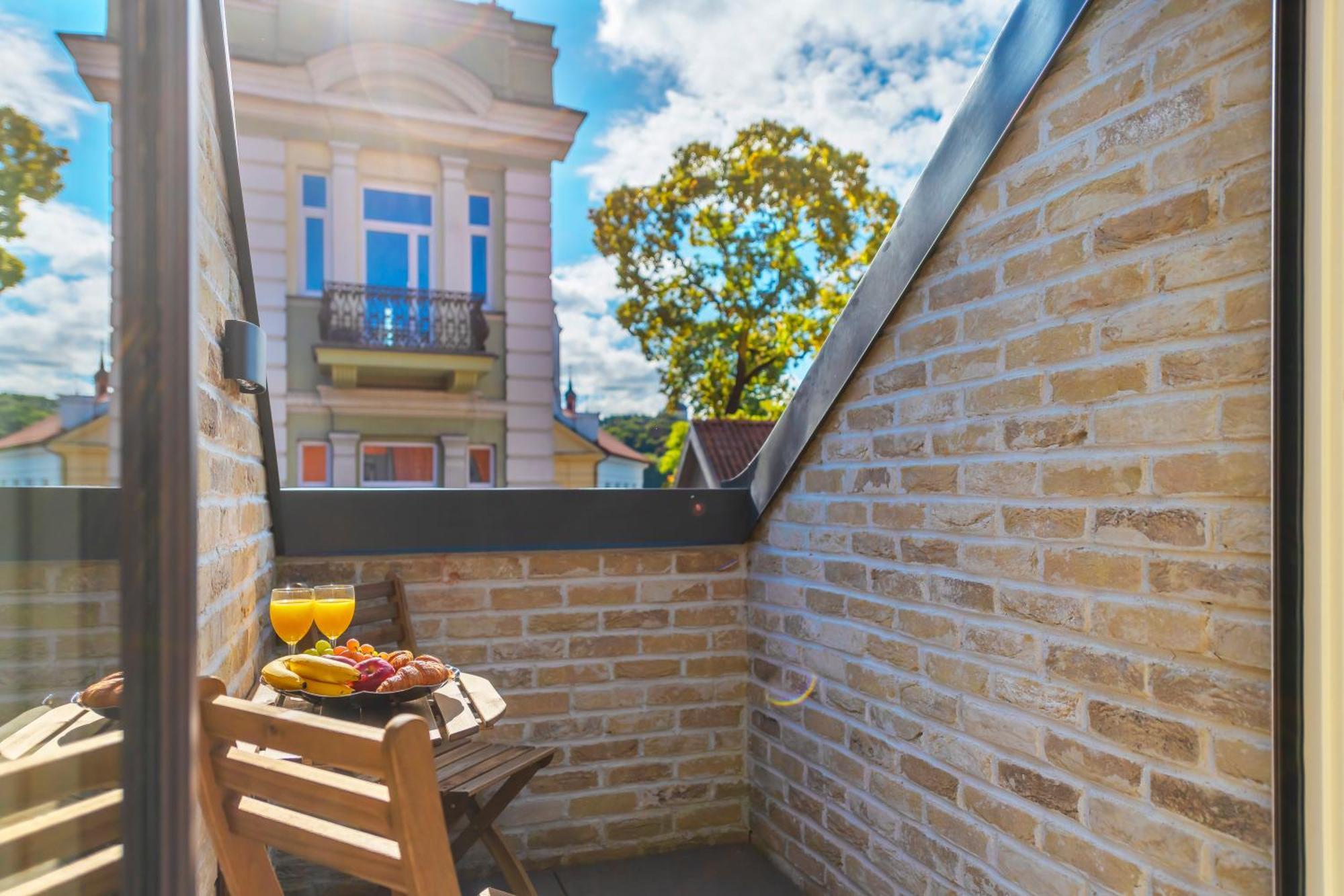 Artsy Exclusive Old Town Residence Gallery Walk Vilnius Ngoại thất bức ảnh
